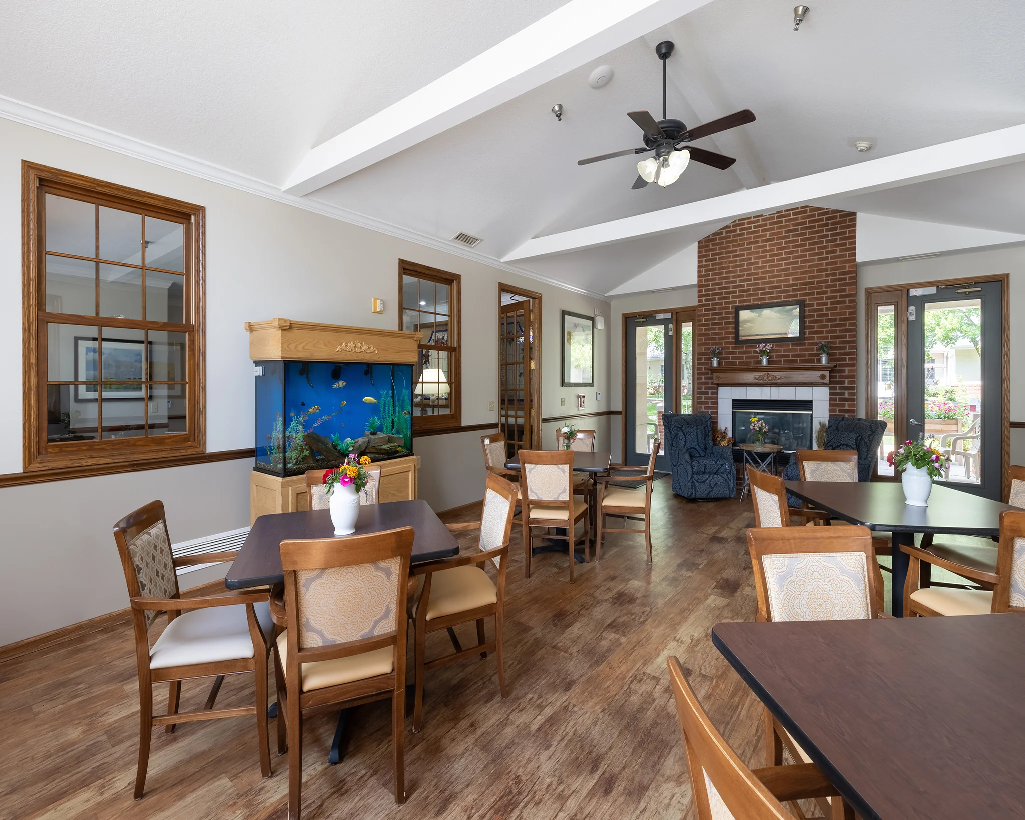 Explore Country Manor Memory Care Located in Davenport, Iowa