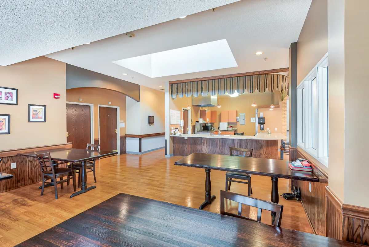 https://www.jaybirdseniorliving.com/wp-content/uploads/2025/09/03-AutumnGrace_118RavenCt_II-5581267_PHO-24.webp