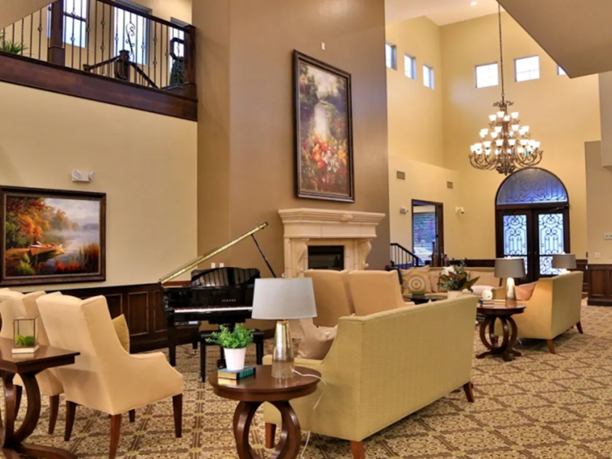 https://www.jaybirdseniorliving.com/wp-content/uploads/2025/09/SunbrookGallery7.webp
